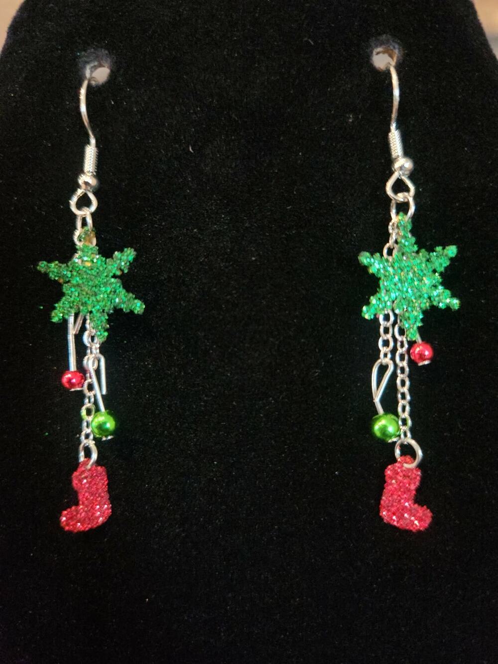 Festive Christmas Dangle Earrings Green & Red Glitter and Beads